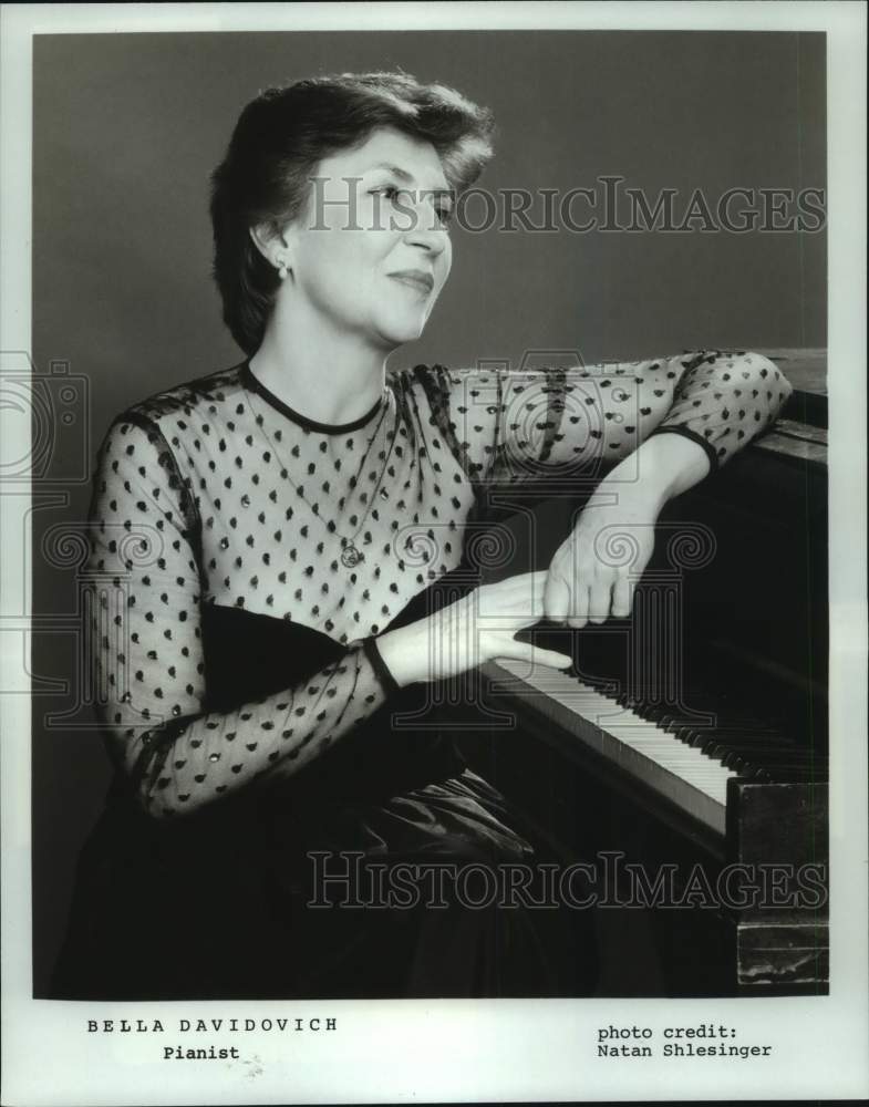 1991 Press Photo Pianist Bella Davidovich - hcp36685