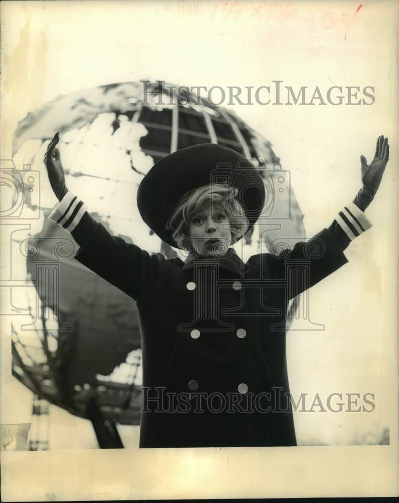 1964 Press Photo Actress Carol Channing - hcp37950
