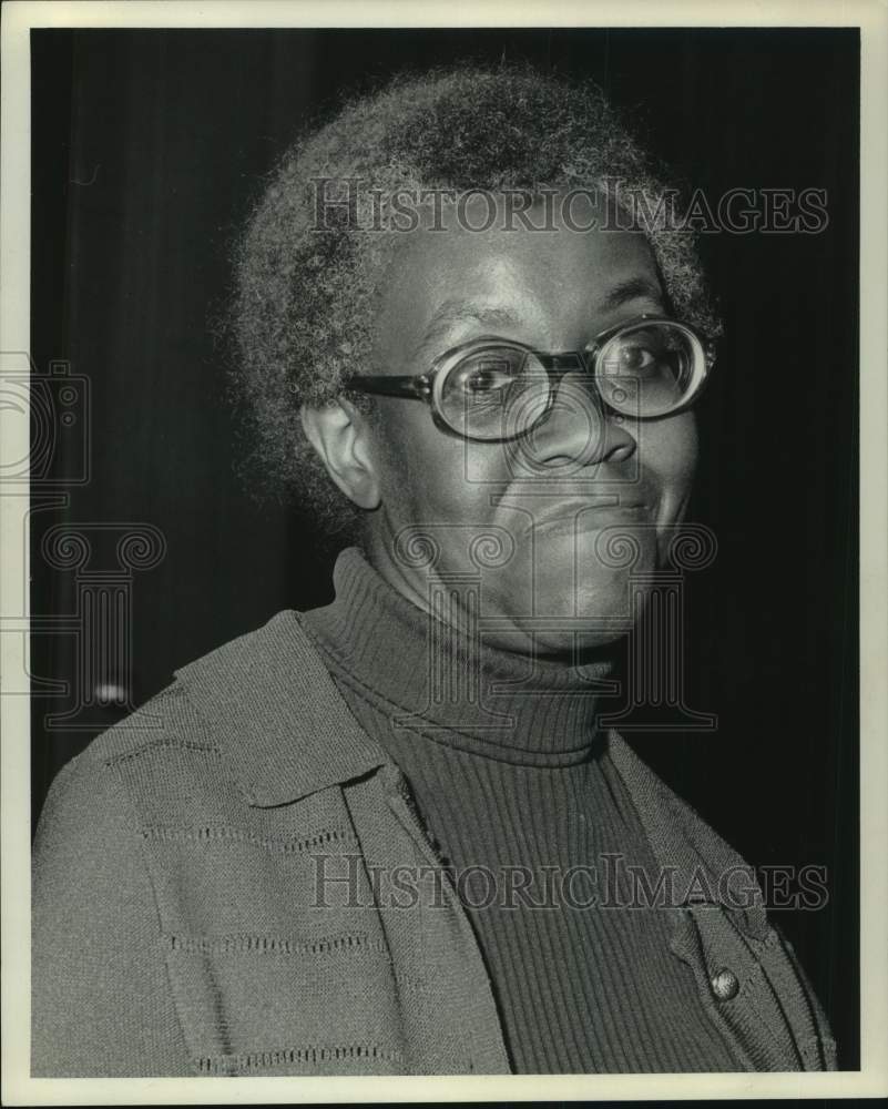 1974 Press Photo Author Gwendolyn Brooks - hcp39135- Historic Images