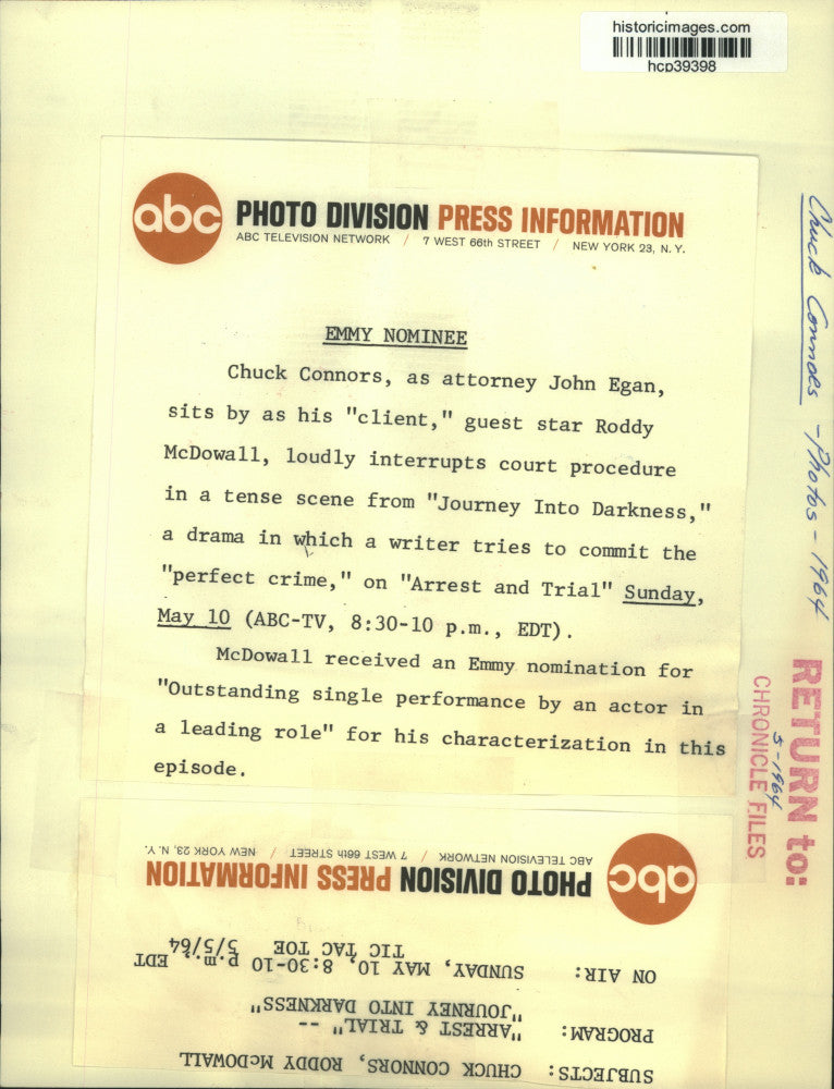 1964 Press Photo Actor Chuck Connors, Roddy McDowall on Arrest & Trial