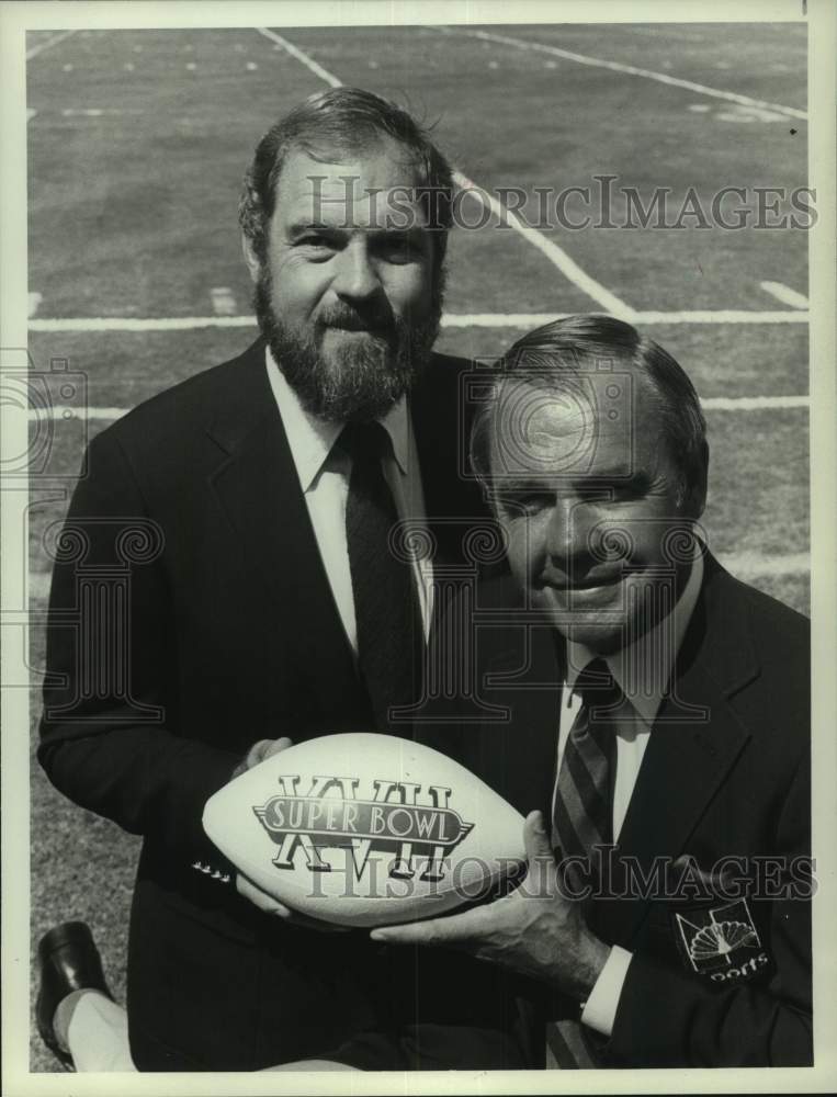 1982 Press Photo Merlin Olsen, Dick Enberg to Broadcast Super Bowl XVII on NBC- Historic Images