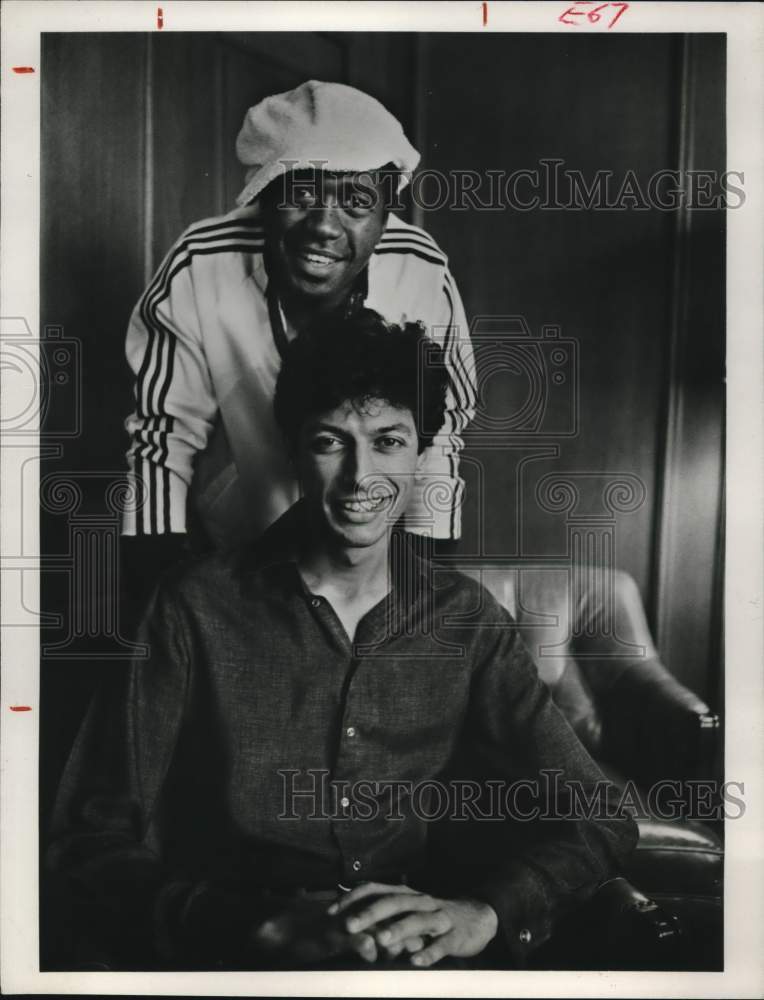 1979 Press Photo Actor Jeff Goldblum and Ben Vereen in &quot;Tenspeed and Brown Shoe&quot;- Historic Images