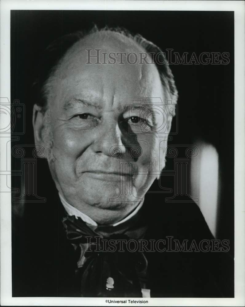 1974 Press Photo Sir John Gielgud in Frankenstein: The True Story, on NBC.