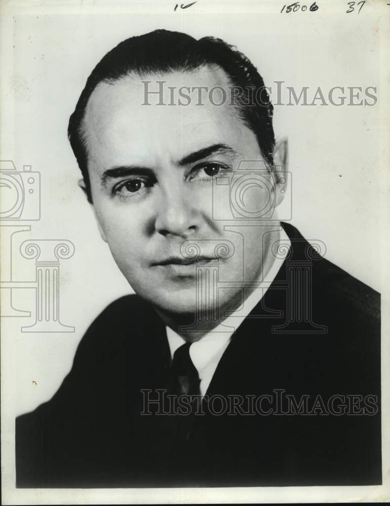 1968 Press Photo Sports Reporter Ed Edwards - hcp52139- Historic Images