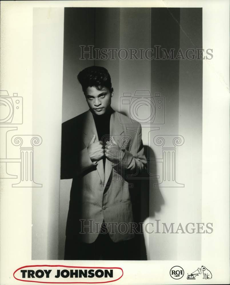 1989 Press Photo Troy Johnson, American gospel and soul singer. - hcp61448- Historic Images