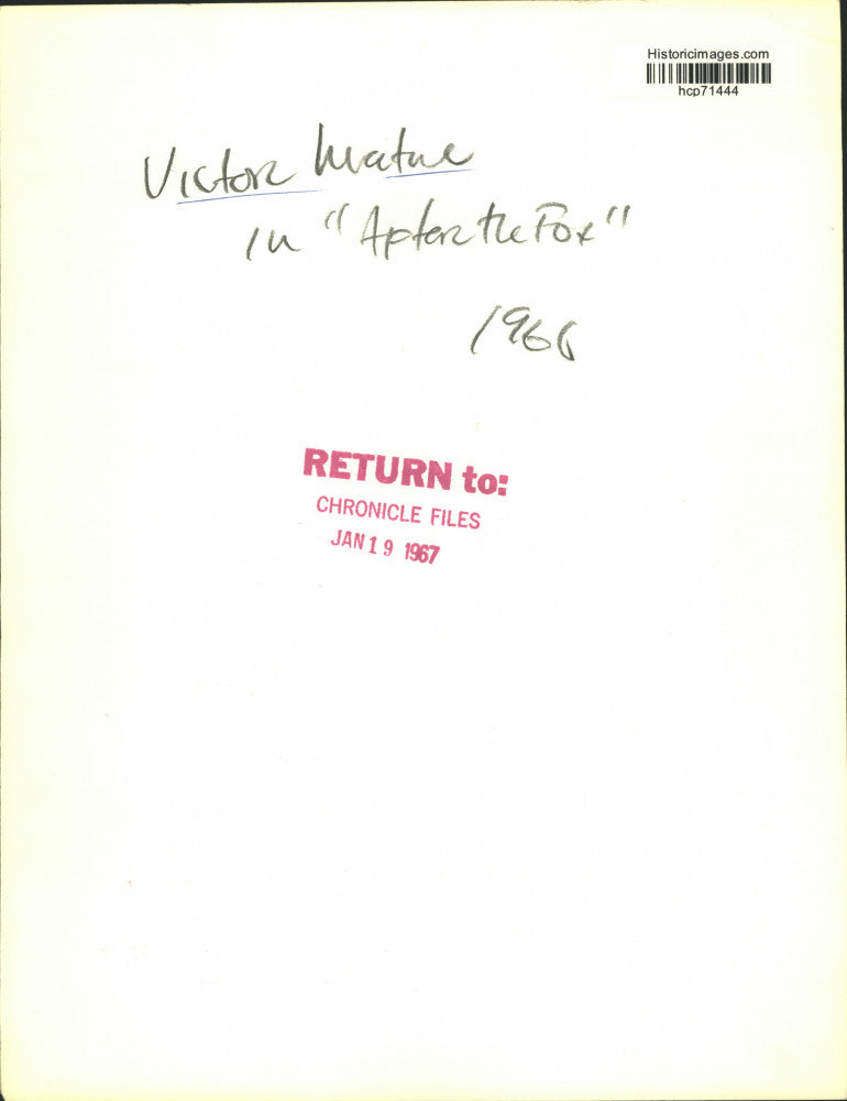 1966 Press Photo Actor Victor Mature in "After the Fox" - hcp71444