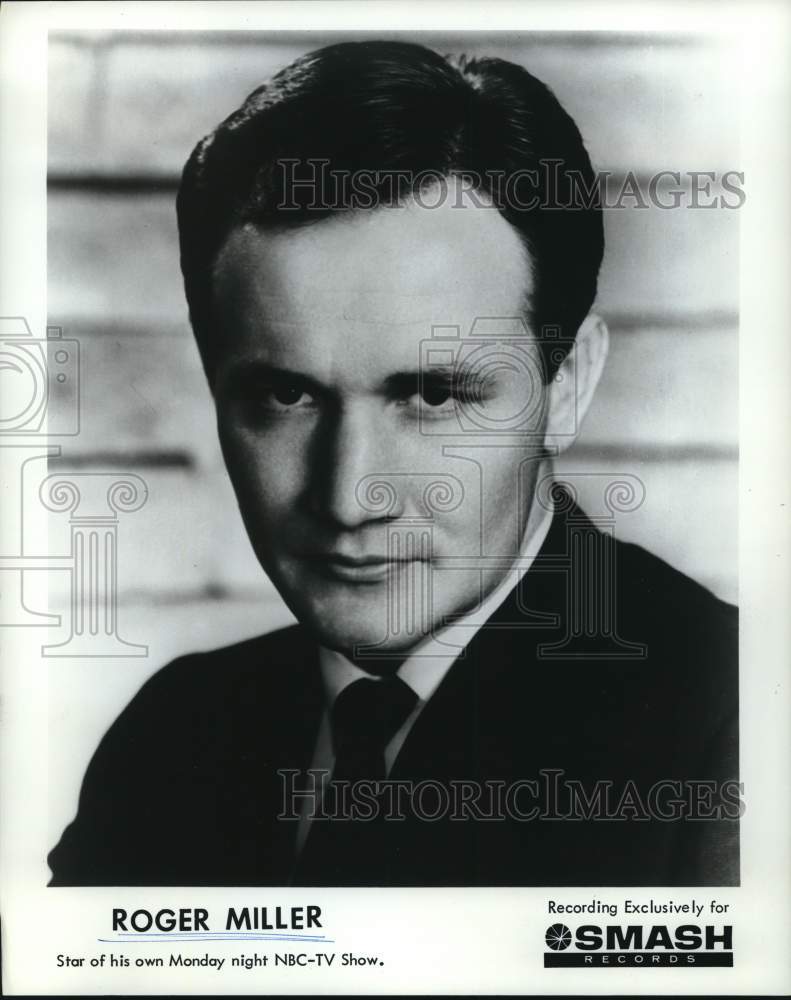 1966 Press Photo Singer &amp; Television Actor Roger Miller - hcp71710- Historic Images