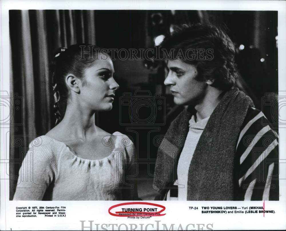 1977 Press Photo Actors Mikhail Baryshnikov, Leslie Browne in &quot;Turning Point.&quot;- Historic Images