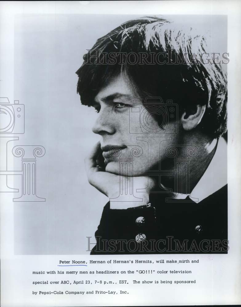 1967 Press Photo Peter Noone, Herman of Herman&#39;s Hermits headlines &quot;GO!!!&quot;- Historic Images