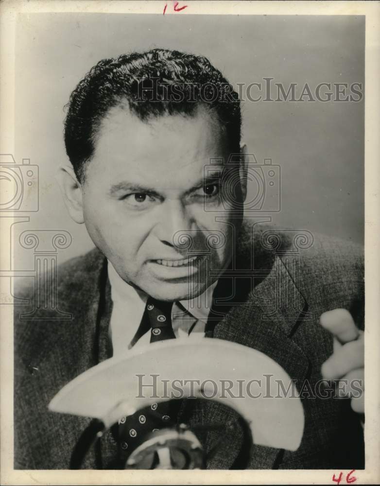 1961 Press Photo Actor Nehemiah Persoff in &quot;The Assassination Plot at Teheran&quot;- Historic Images