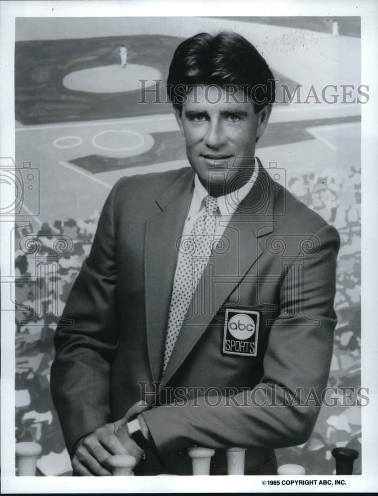 1985 Press Photo ABC &quot;Monday Night Baseball&quot; Commentator Jim Palmer - hcp76630- Historic Images