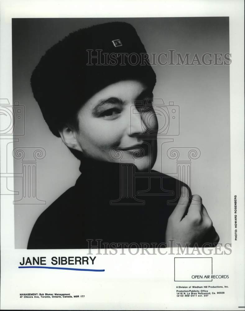 1986 Press Photo Entertainer Jane Siberry - hcp90976