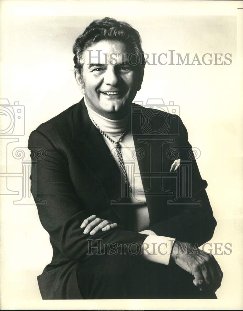 1976 Press Photo Jimmy &quot;The Greek&quot; Snyder, Featured on &quot;The NFL Today&quot;- Historic Images