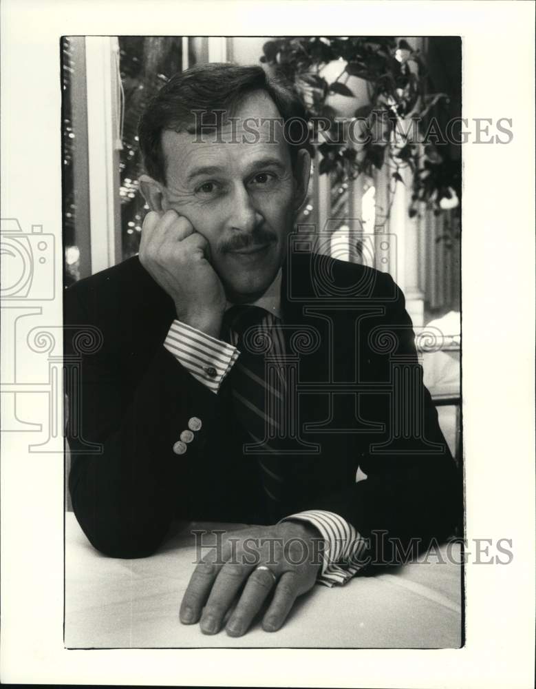 1987 Press Photo Entertainer Dick Smothers. - hcp98144- Historic Images