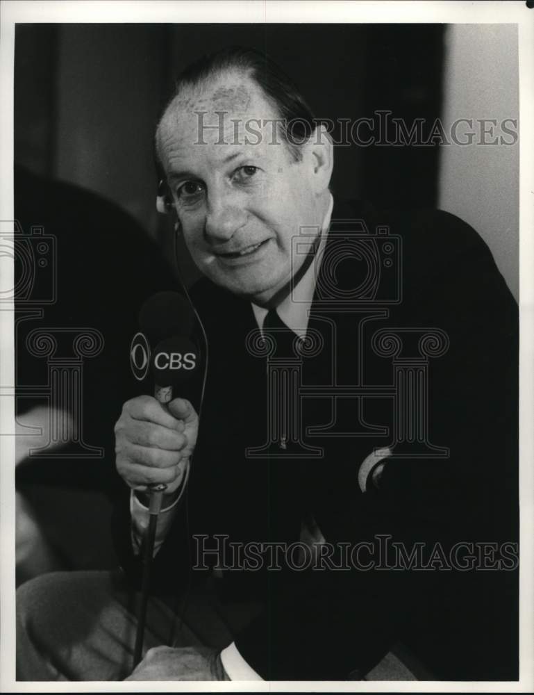 1982 Press Photo CBS Sports Football Commentator Lindsey Nelson - hcp99766- Historic Images