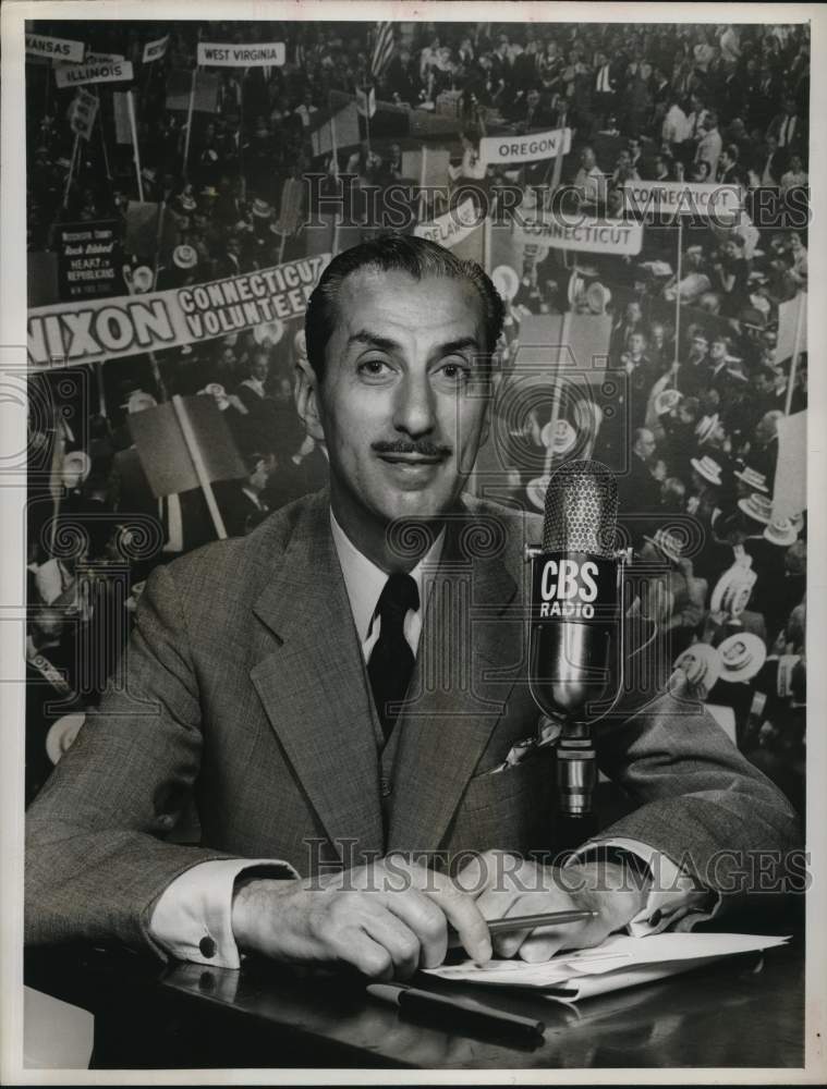 1964 Press Photo KTRH news commentator Robert Trout speaks on radio - hcq07529