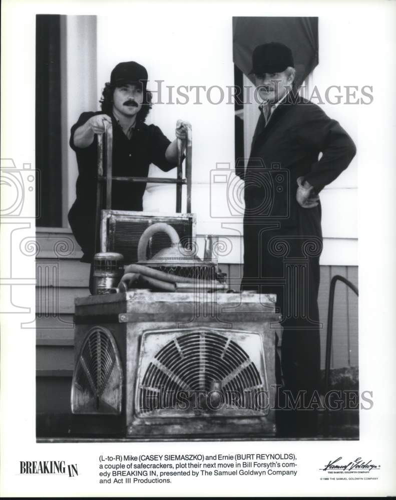 1989 Press Photo &quot;Breaking In&quot; Movie Scene - hcq19711- Historic Images