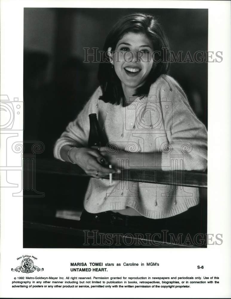 1992 Press Photo Marisa Tomei Stars as Caroline in &quot;Untamed Heart&quot; - hcq21745- Historic Images