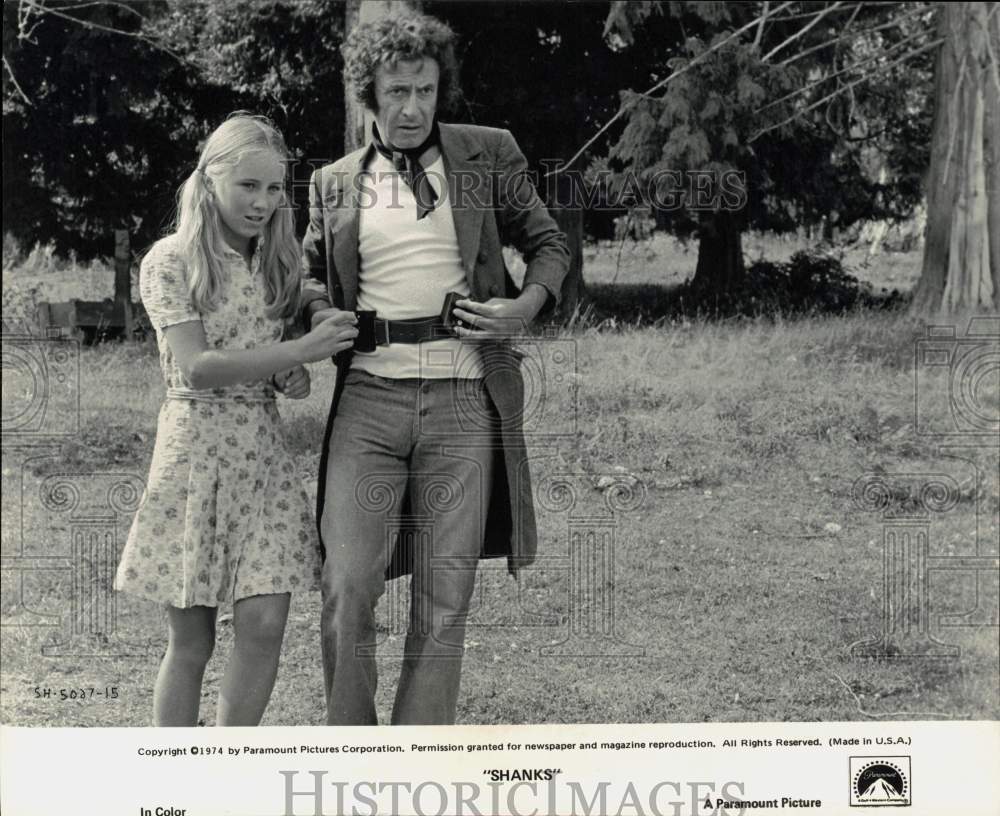 1974 Press Photo Marcel Marceau &amp; Cindy Eilbacher in &quot;Shanks&quot; Movie - hcq24195- Historic Images