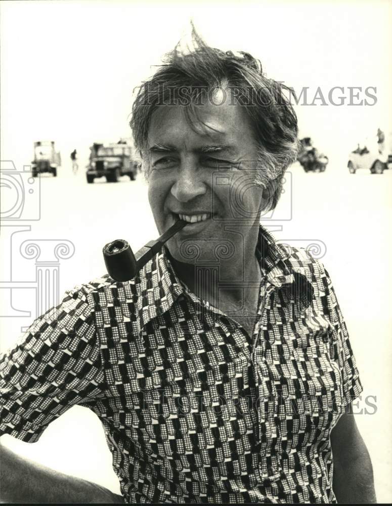 Press Photo Moustapha Akkad, Director of "Lion of the Desert" Movie - hcq41694