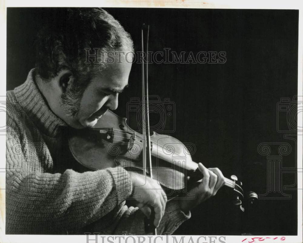 1973 Press Photo Violinist Joseph Silverstein - hcq45059- Historic Images