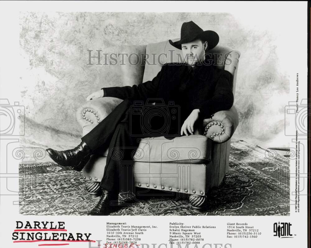 1997 Press Photo Singer Daryle Singletary - hcq45085- Historic Images