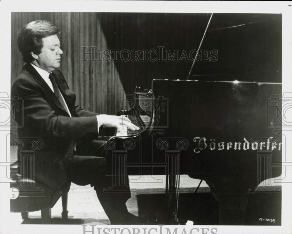 1989 Press Photo Pianist-Conductor Philippe Entremont - hcq45133- Historic Images