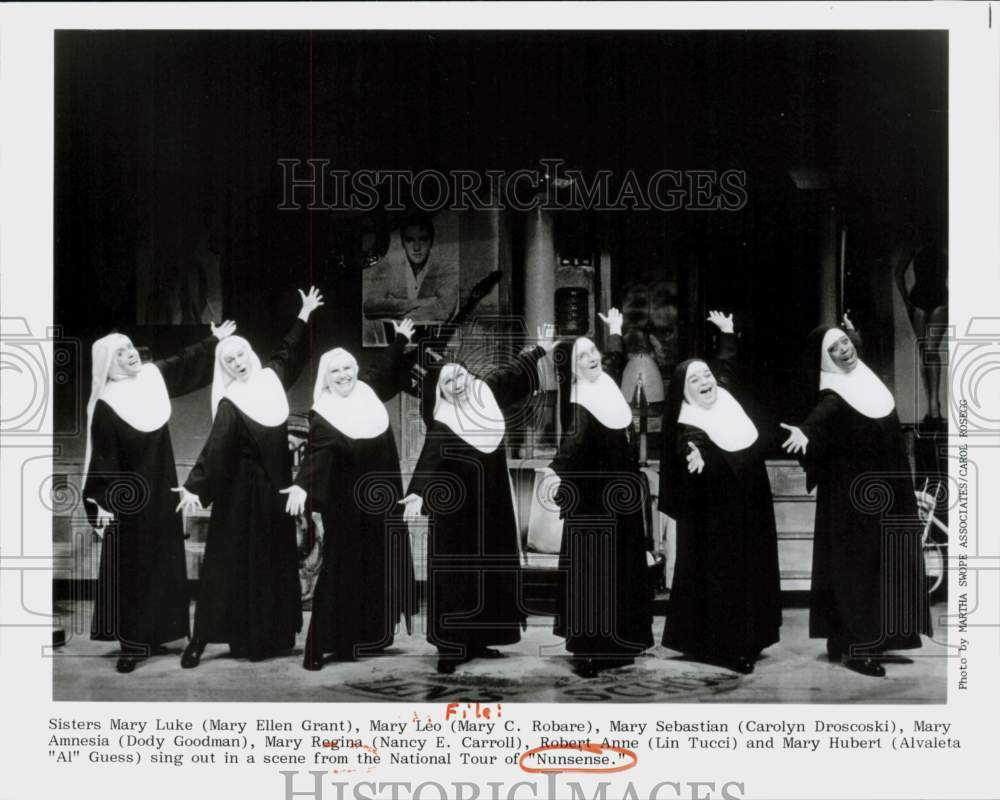 1989 Press Photo Scene from National Tour of &quot;Nunsense&quot; Play - hcq45148- Historic Images