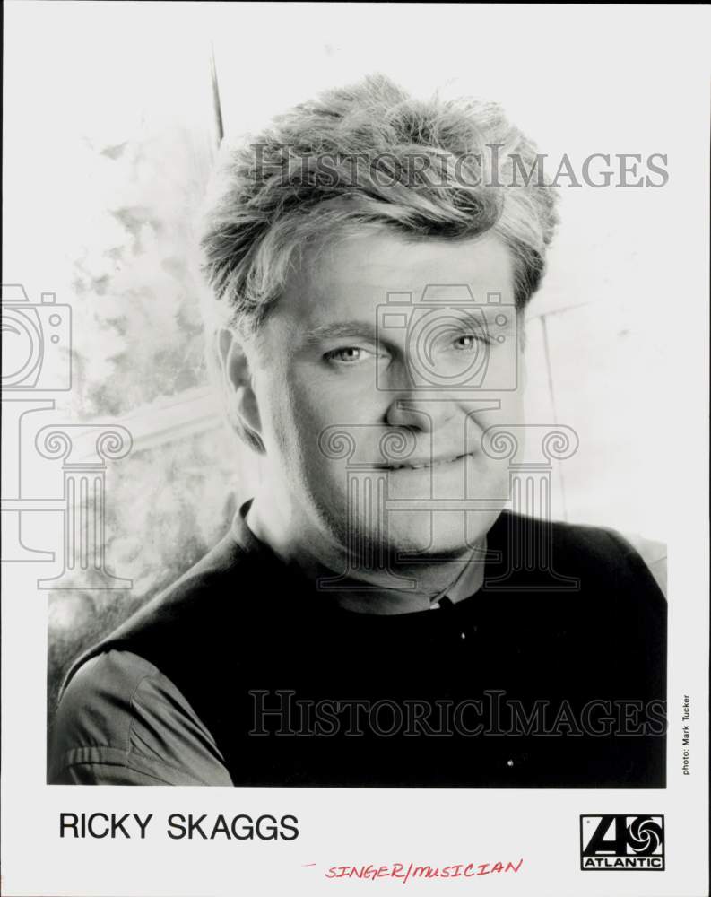 1995 Press Photo Singer/Musician Ricky Skaggs - hcq45258- Historic Images