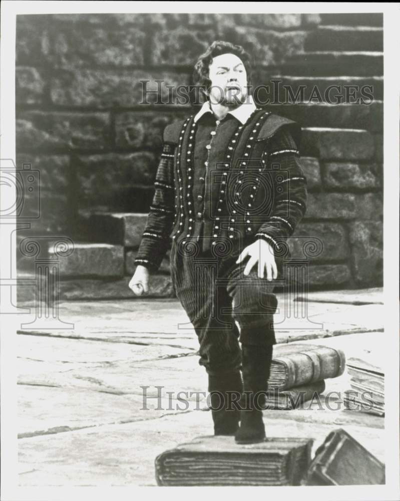 1978 Press Photo Baritone Cornell MacNeil as Iago in &quot;Live From the Met: Otello&quot;- Historic Images