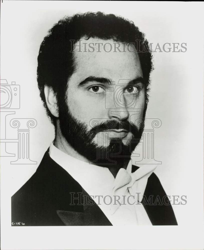 1987 Press Photo Robert McFarland, Baritone - hcq45365- Historic Images