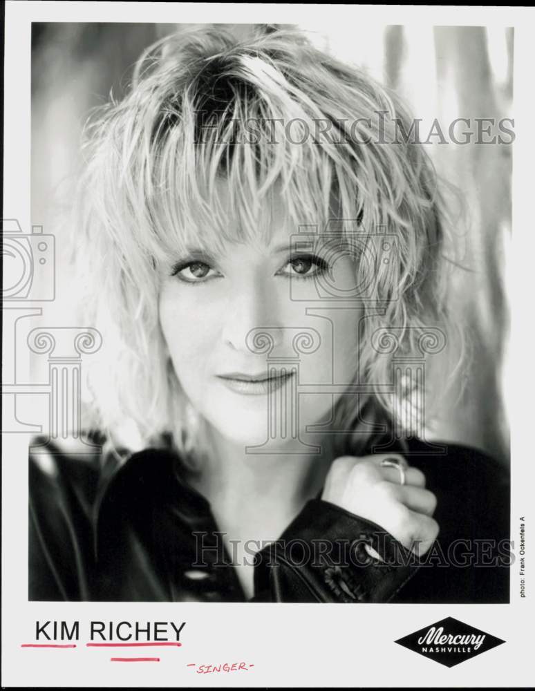 1997 Press Photo Singer Kim Richey - hcq45405- Historic Images