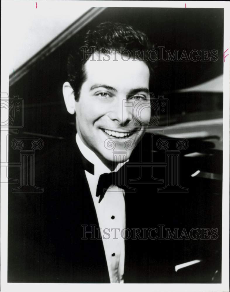 1995 Press Photo Singer-Pianist Michael Feinstein - hcq45499- Historic Images