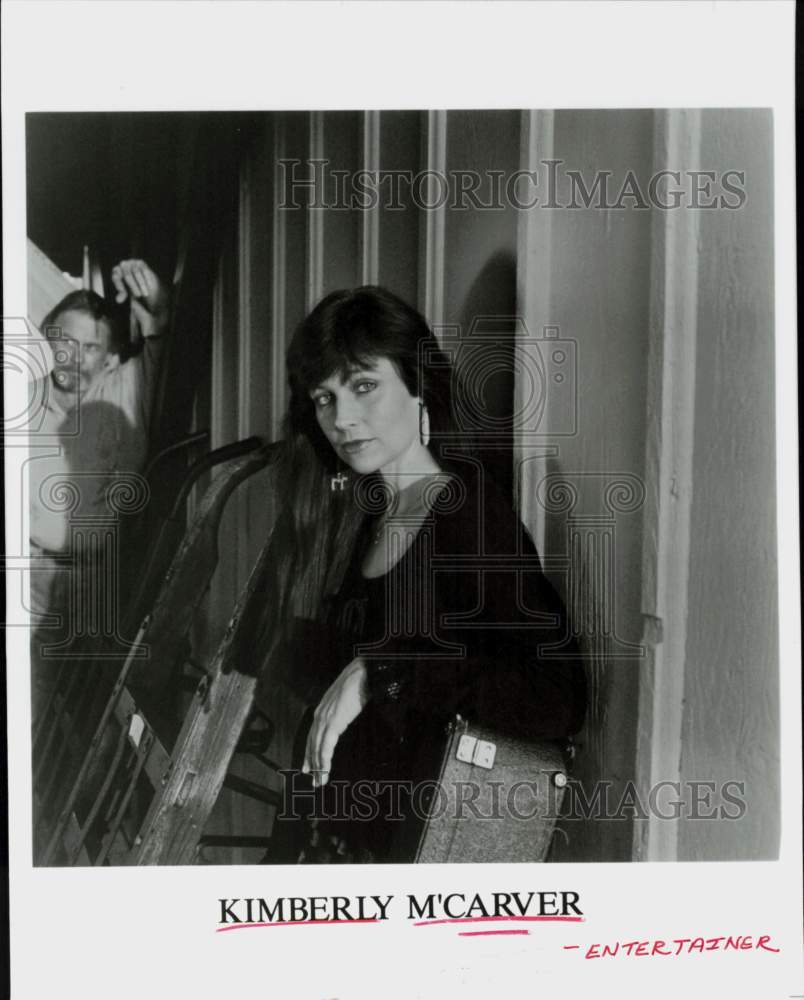 1995 Press Photo Entertainer Kimberly M&#39;Carver - hcq45572- Historic Images