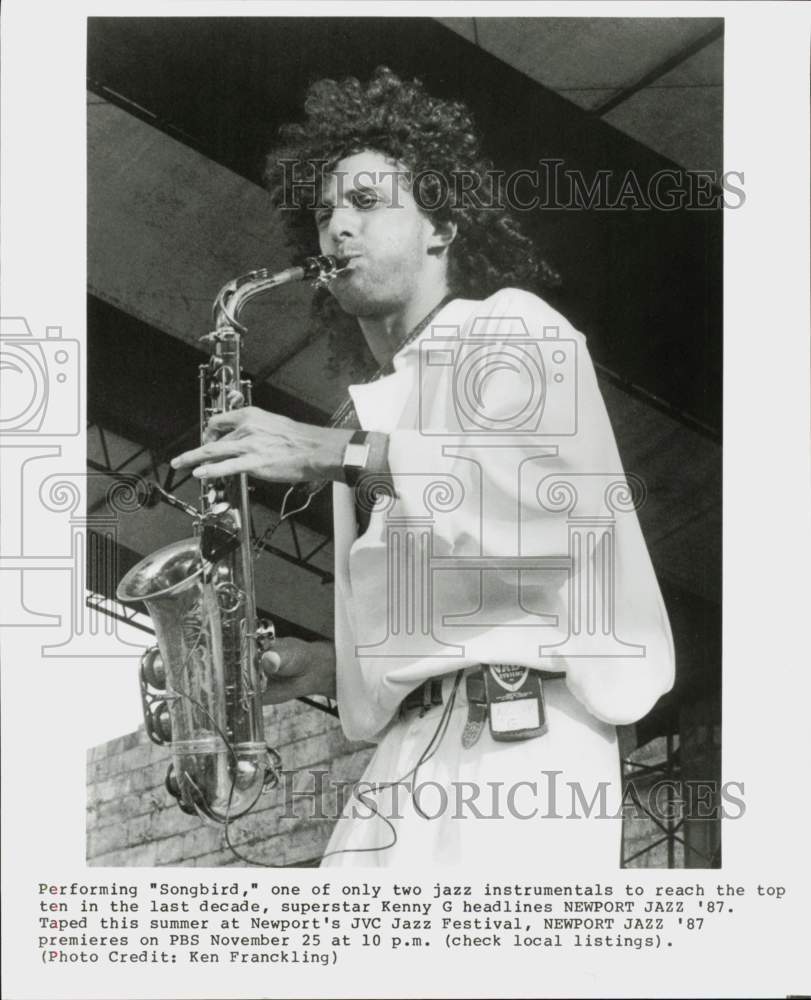 1987 Press Photo Musician Kenny G, Performing at Newport Jazz Festival- Historic Images