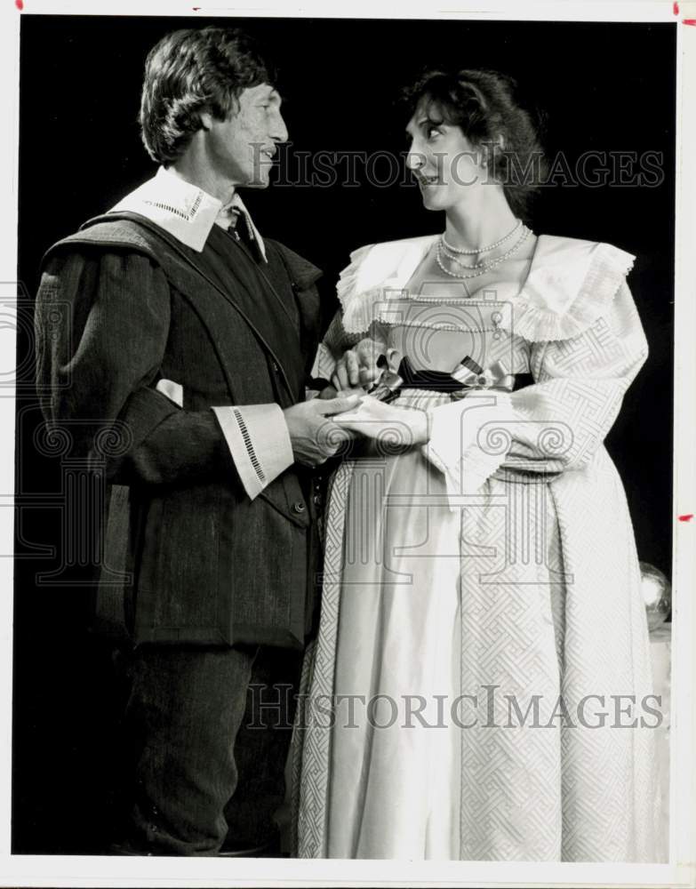 1983 Press Photo Richard Bradshaw, Katherine Hollowell in &#39;The Winter&#39;s Tale&#39;- Historic Images