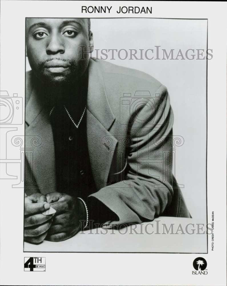 1992 Press Photo Musician Ronny Jordan - hcq46094- Historic Images