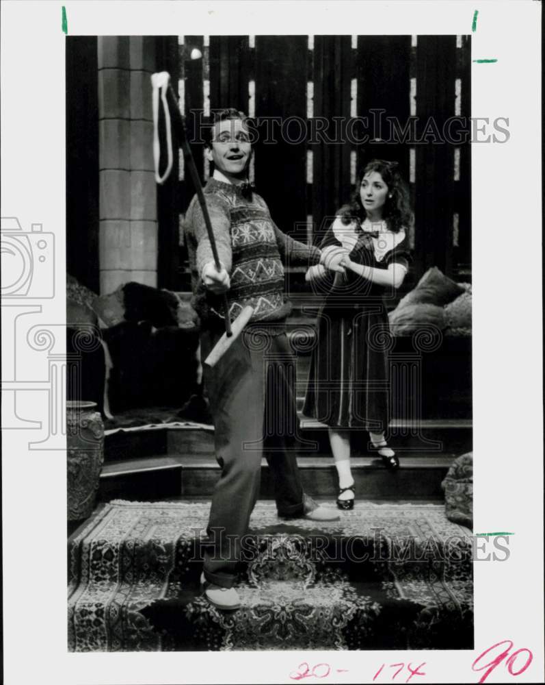 1987 Press Photo Joe Barrett &amp; Bonnie Black in &quot;The Middle Ages&quot;, Alley Theater- Historic Images