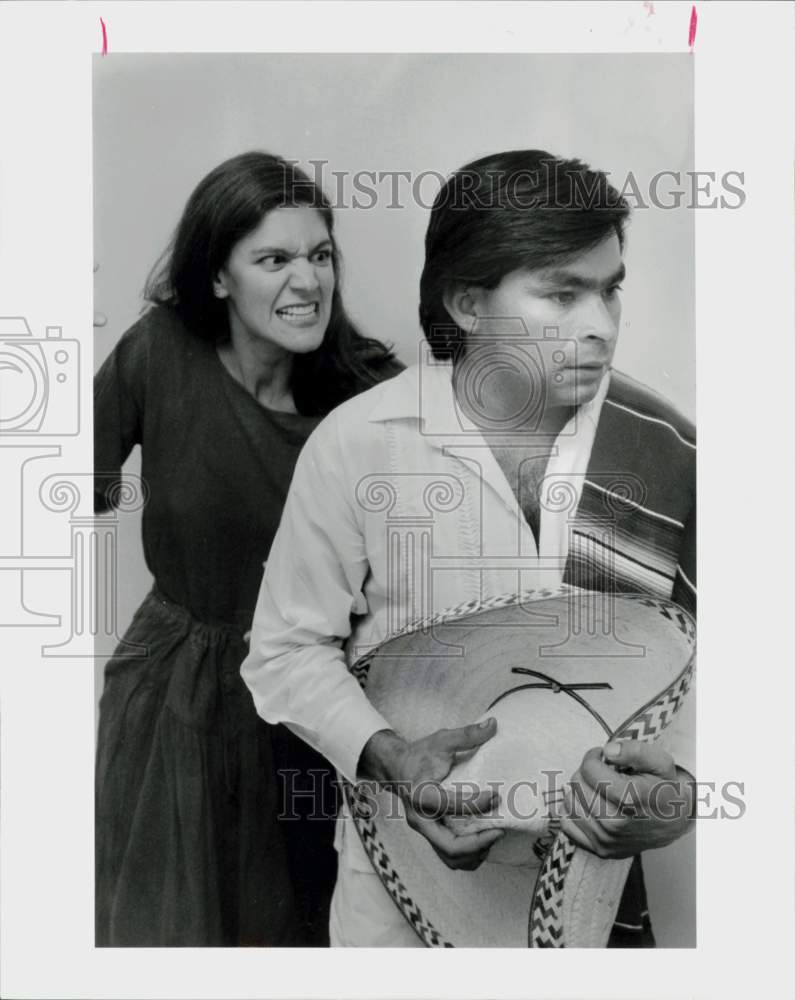 1990 Press Photo Scene from No Encontramos&#39; Production of &quot;Rancho Hollywood&quot;- Historic Images