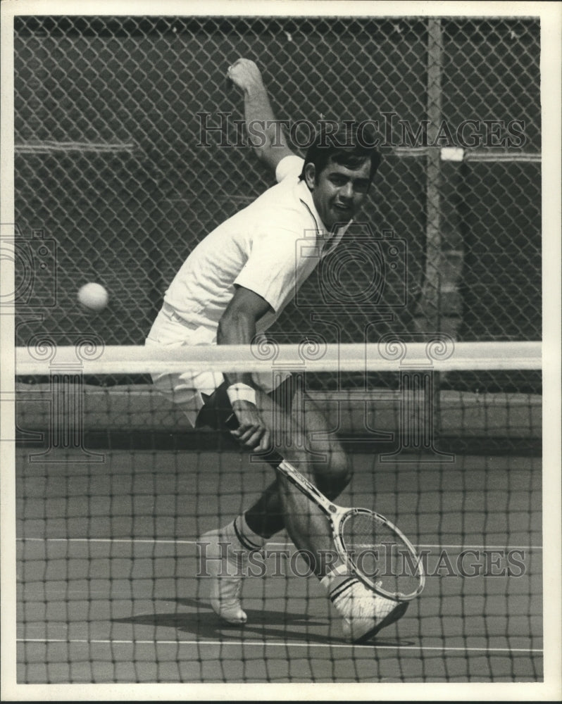 1969 Press Photo Chris Bovett, University of Houston Tennis Player - hcs00104- Historic Images