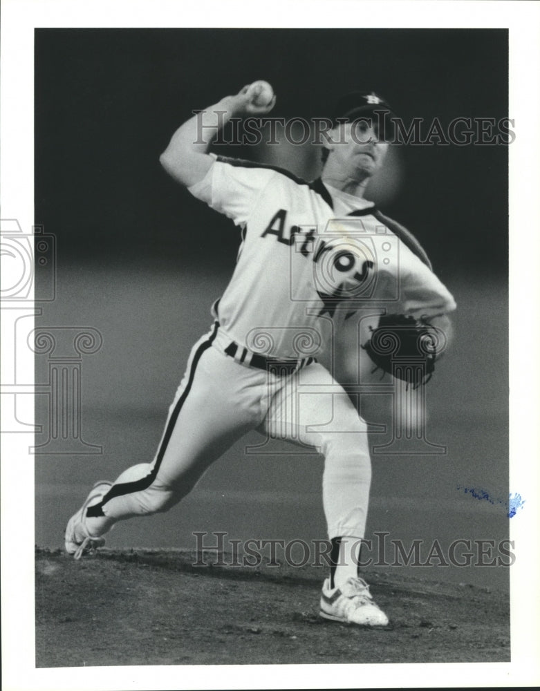 1992 Press Photo Willie Blair, Astros Baseball Pitcher - hcs00109- Historic Images