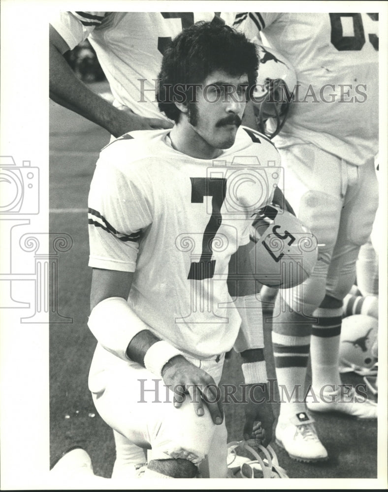 1977 Press Photo Mike Cordaro, Football Player - hcs00127- Historic Images