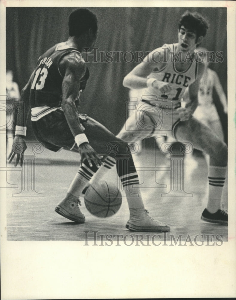 Press Photo Mario Brown, Texas A&amp;M Basketball Player at Rice Game - hcs00184- Historic Images