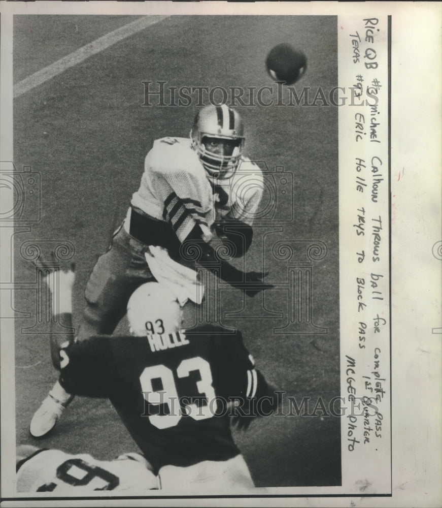 1981 Press Photo Michael Calhoun, Rice University Football Quarterback at Game- Historic Images