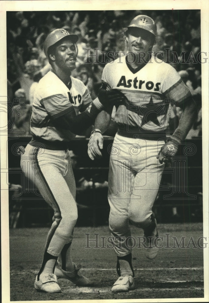 1980 Press Photo AlanAshby and Cesar Cedeno, Astros Basebal Players at Game- Historic Images