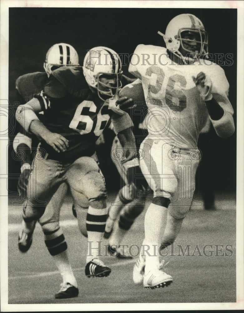 1976 Press Photo Football player Clyde Beavers - hcs00752- Historic Images