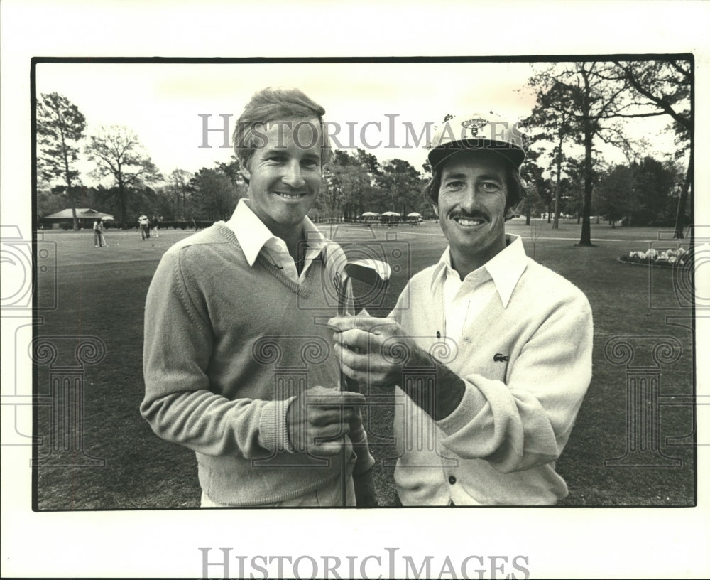 1982 Press Photo Golfers Ralph Cotton and Gary Cahill - hcs01240- Historic Images