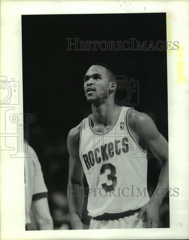 1988 Press Photo Houston Rockets' top rookie basketball player, Derrick Chevous
