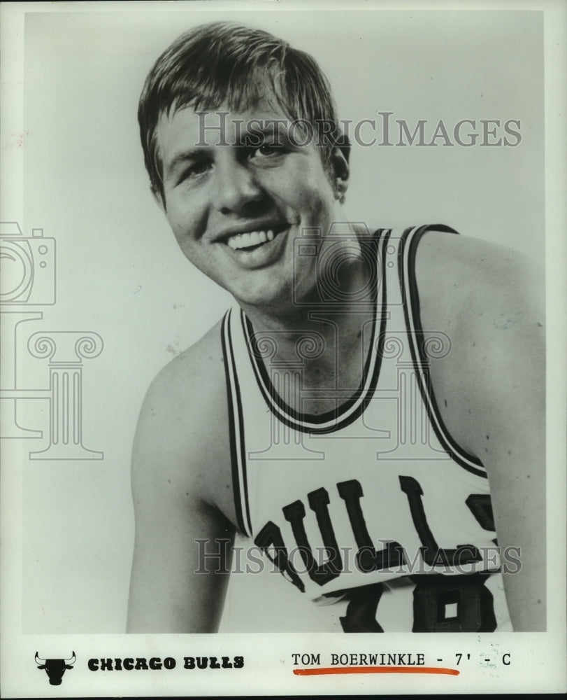 1974 Press Photo Chicago Bulls 7-foot center Tom Boerwinkle. - hcs03162- Historic Images