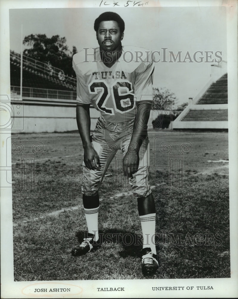 1976 Press Photo University of Tulsa tailback Josh Ashton. - hcs03166- Historic Images